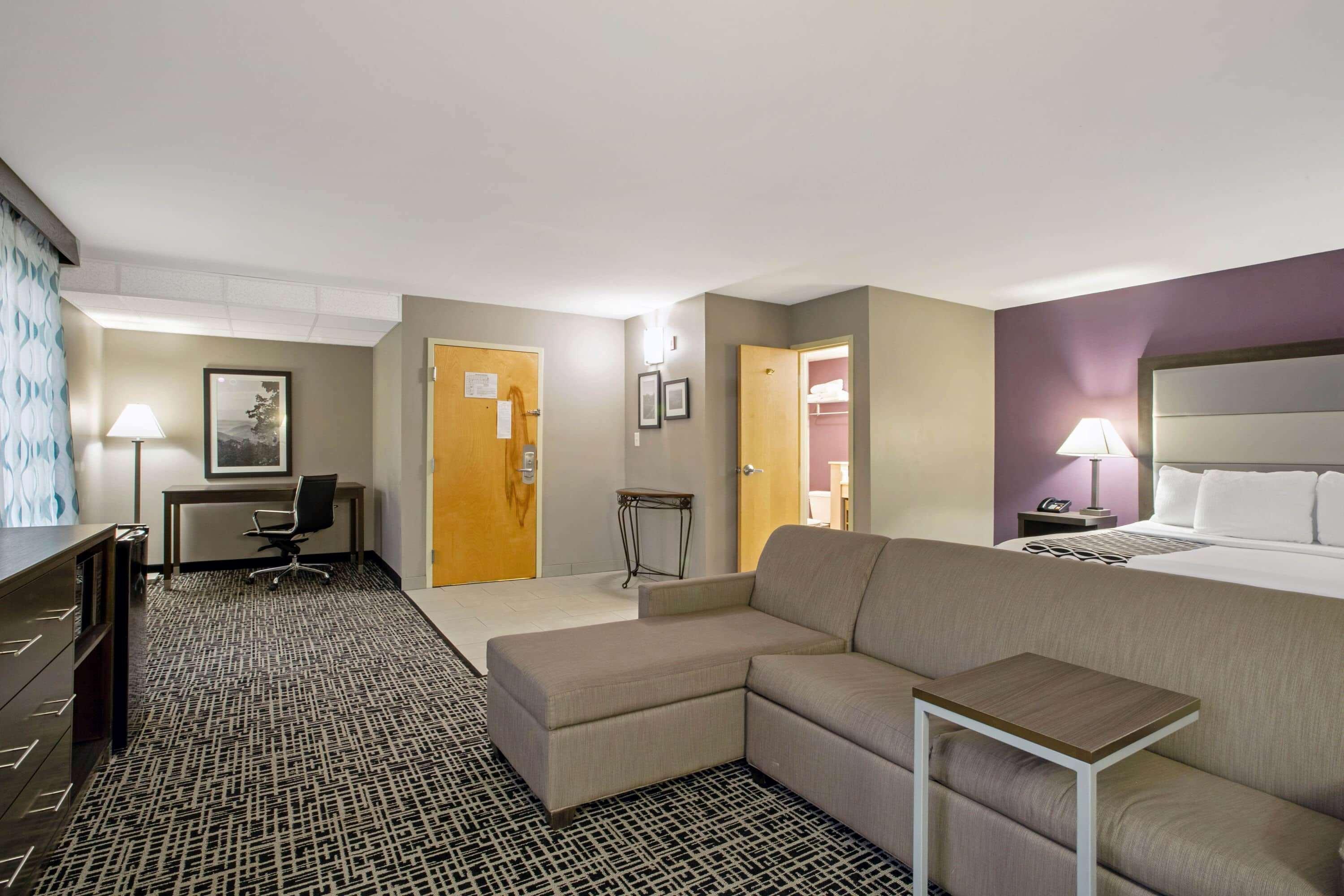 La Quinta Inn By Wyndham Radford Kültér fotó